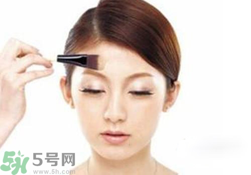 ����ױ�Ļ��������� ����ױ��ô��